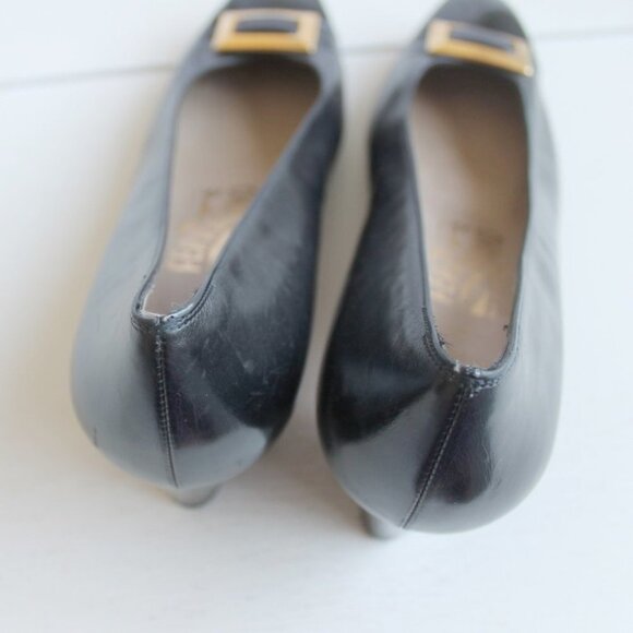 Salvatore Ferragamo Low Heel Pumps  Black Size 9 - Picture 13 of 16